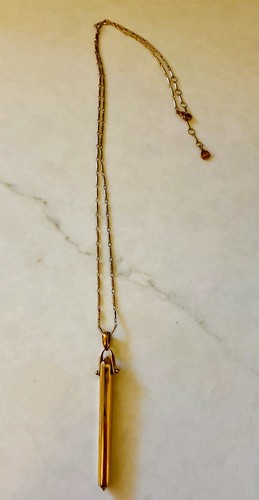 Dot Rebel Pendant Necklace- Rose Gold 