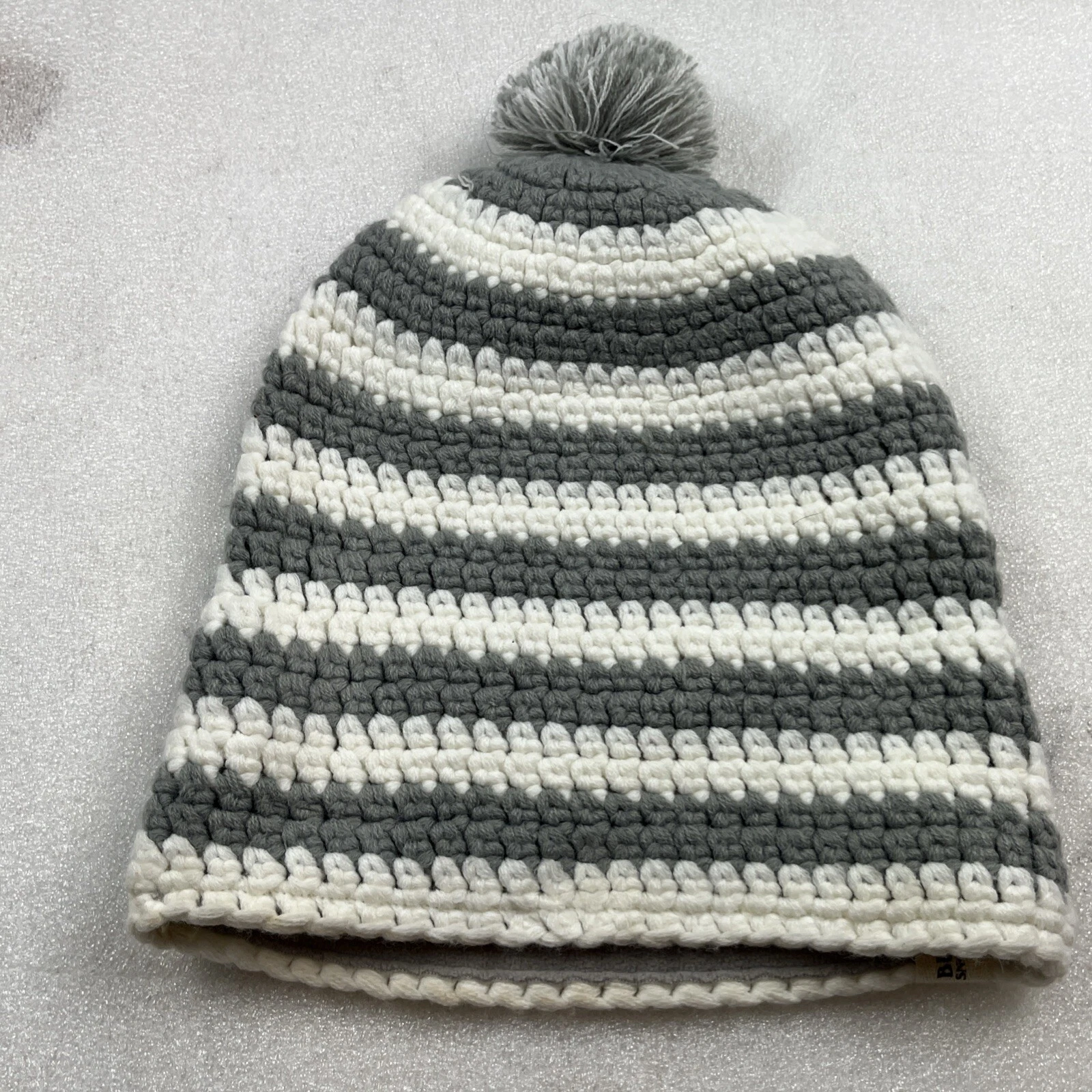 burton beanie pom pom knit warm 