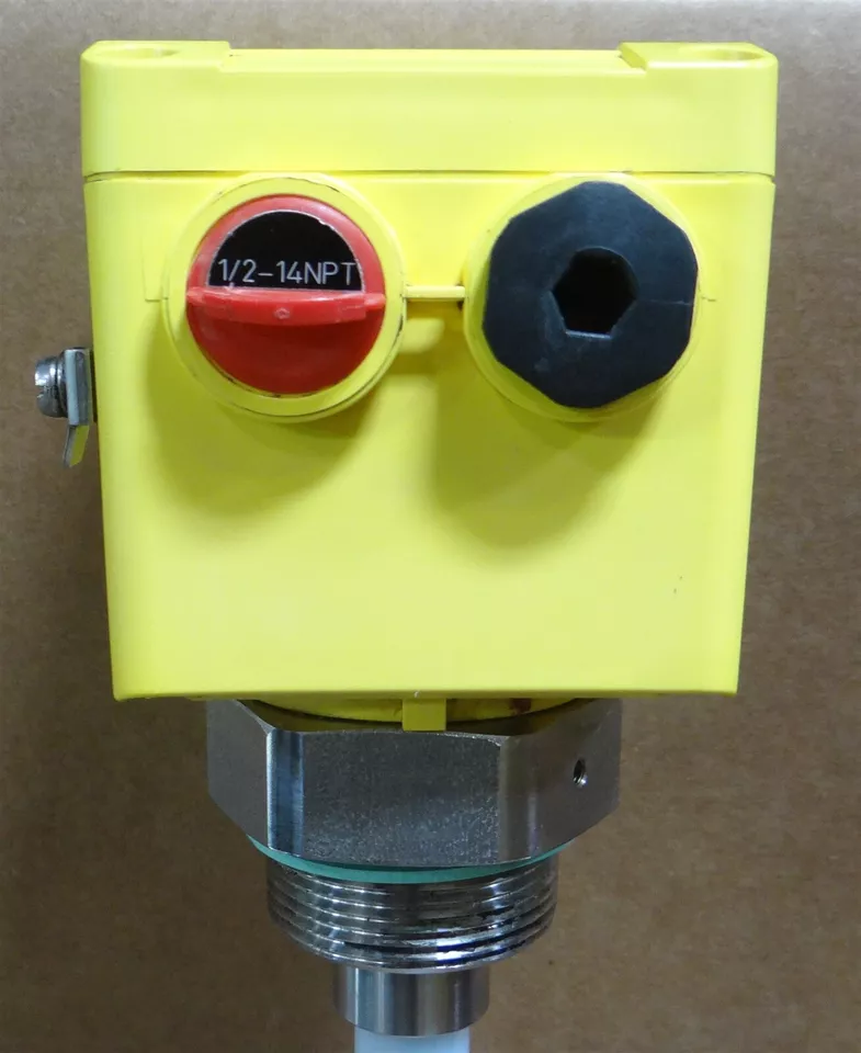 VEGA EL21.XNBVVDXXPIX Probe Level Sensor 1000mm Capacitive Industrial Probe - Image 3 of 4