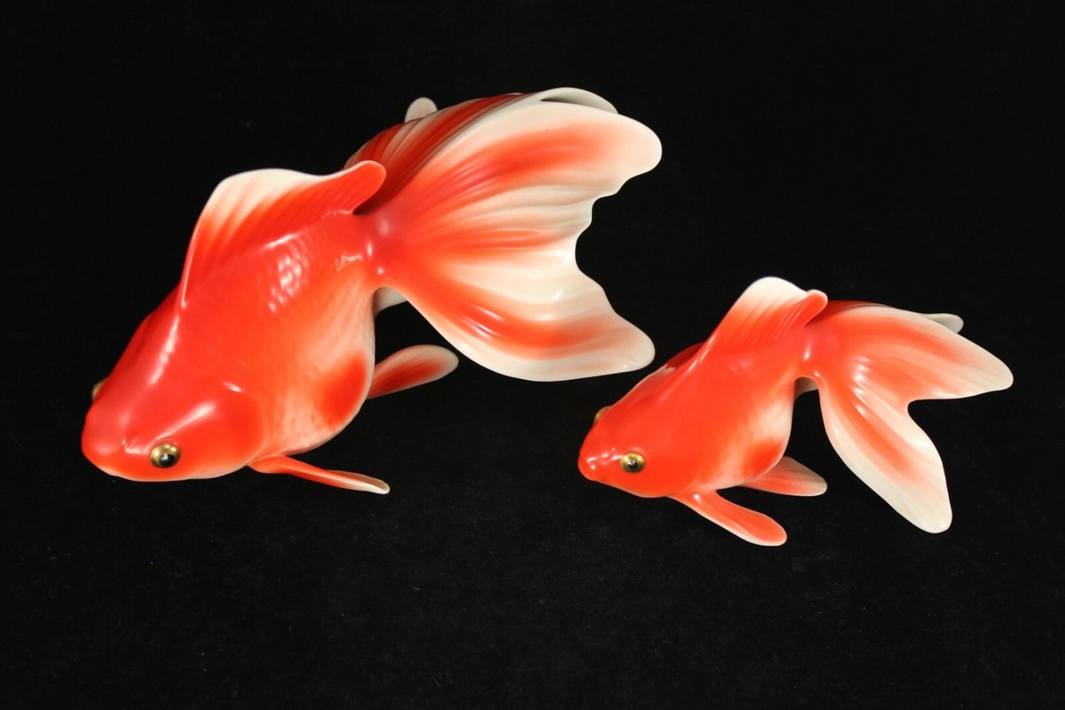 Noritake Bone China Pair Nippon Toki Kaisha Koi Fish