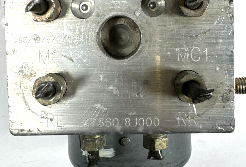 2002-2006 NISSAN ALTIMA ABS BOMBA ATUADOR DE FREIO ANTIBLOQUEIO E MÓDULO 476608J000 - Imagem 3 de 4