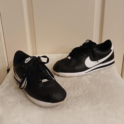 Nike Cortez 72' black and white leather shoes Size Men's 8.5 or Women's 10