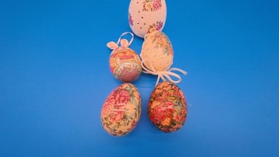 Hand Painted Wood And Paper Mache Easter Eggs 