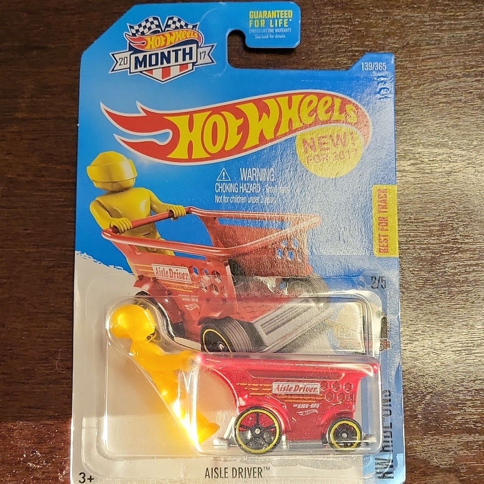 Hot Wheels HW Ride-Ons Series 1:64 2017 Aisle Driver 139/365 Red Diecast Car