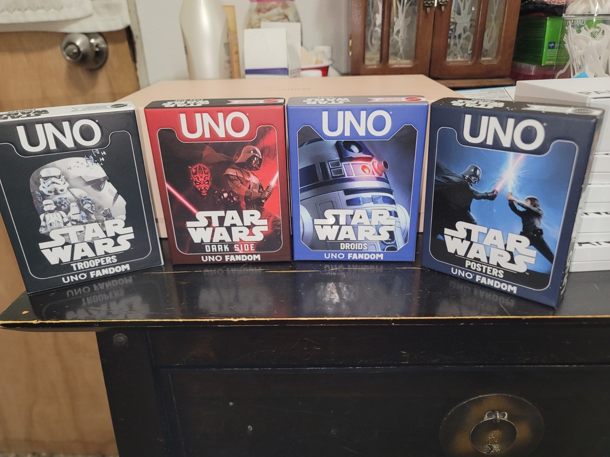 Juego de cartas UNO Star Wars The Mandalorian | Tienda online de regalos y merchandising - Mis Juego de cartas UNO Star Wars The Mandalorian | Tienda online de regalos y merchandising - Mis
