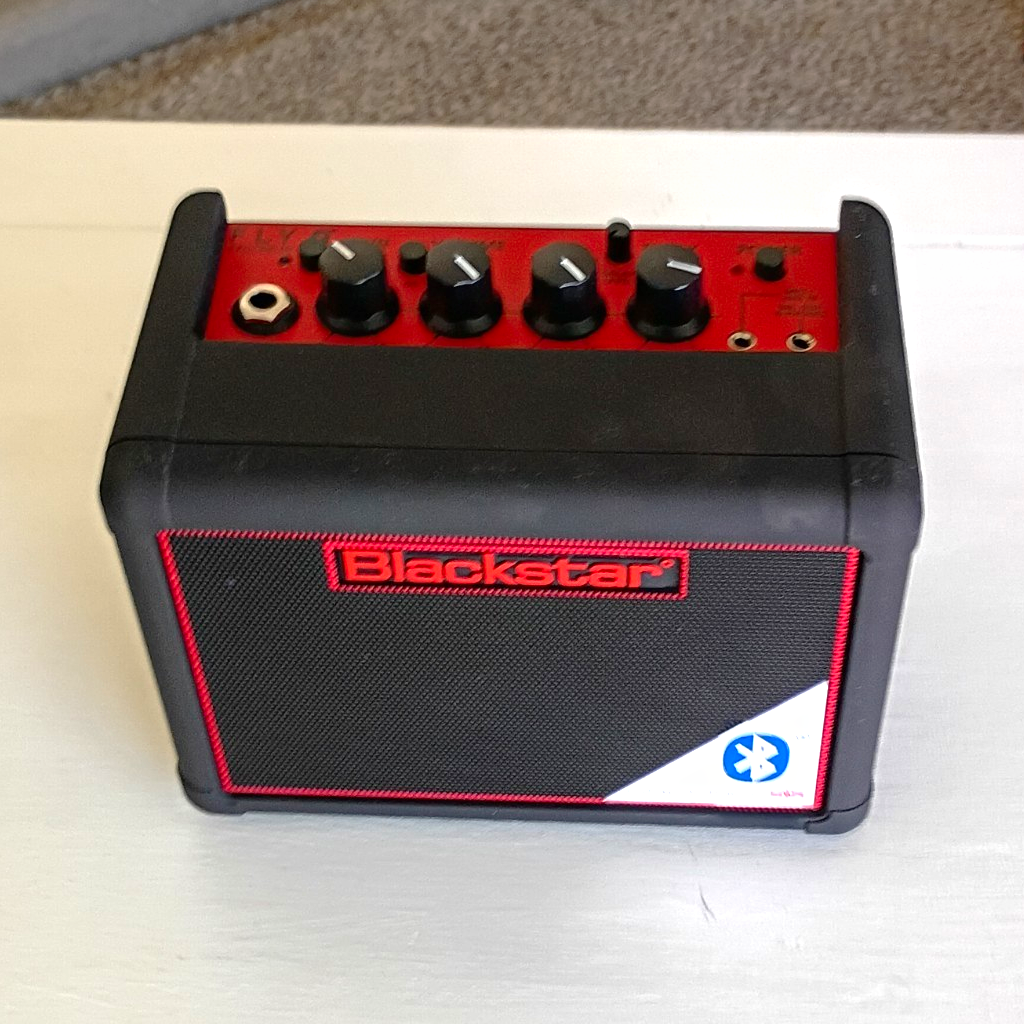 Blackstar Fly 3 3W Solid State 2-Channel 1-Speaker Guitar Combo Amp 4 Ohm