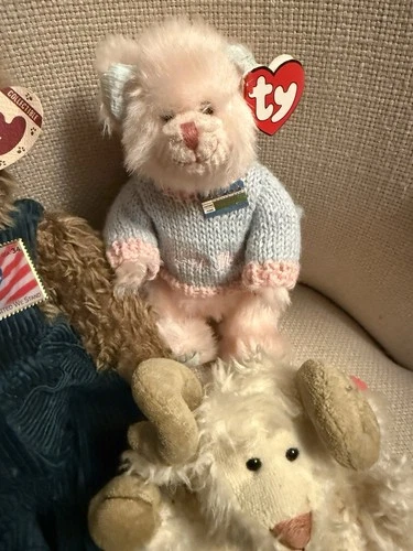 3 Attic Treasures 