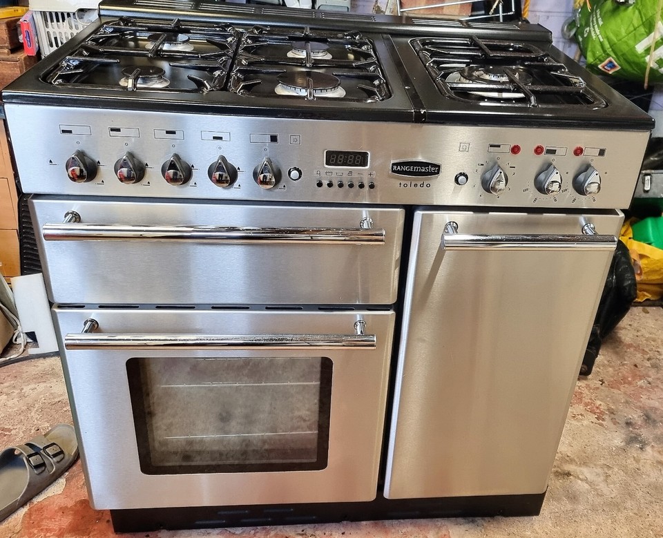 RANGEMASTER TOLEDO 90CM DUAL FUEL RANGE COOKER MAINS / LPG *hood