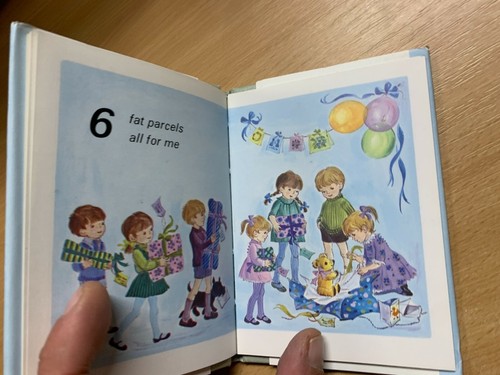 1979 "FIRST COUNTING" BRENDA MEREDITH SEYMOUR TINY HARDBACK BOOK (LL) - Picture 8 of 9