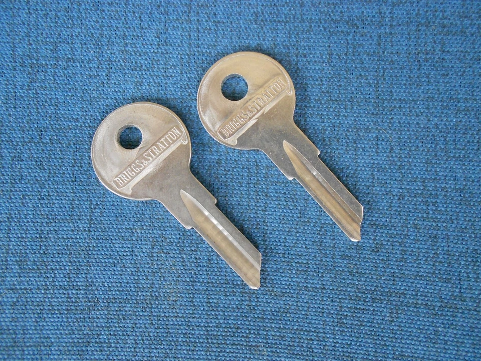 2 GENUINOS BRIGGS & STRATTON GRV14 NOS LLAVES EN BLANCO HARLEY HUDSON JEEP PACKARD NASH Foto 4 de 4