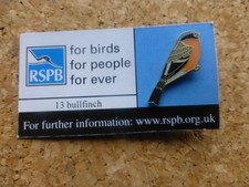 .RSPB  Pin Badge. FBFPFE. 13 Bullfinch