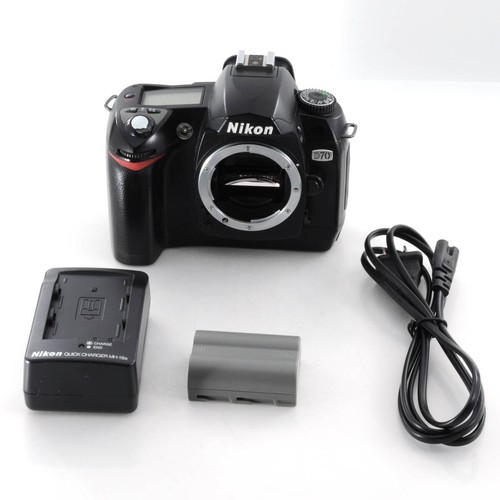 Nikon D70 DSLR Camera Used Autofocus Live View Tested Excellent Condition - Picture 2 of 10