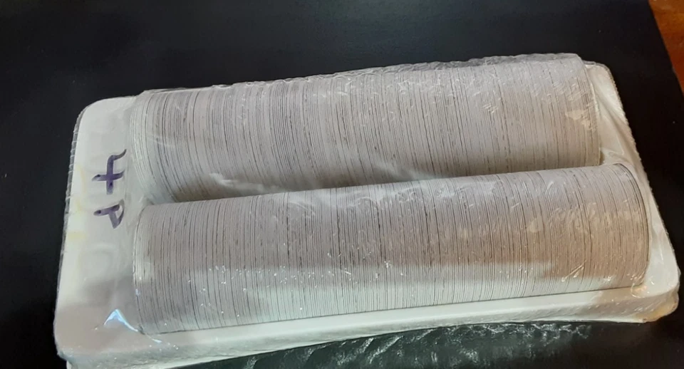 UNCIRC.  New/Unopen Tray of the  4th print 5 cents  AAFES  Pogs 2004 - Image 2 of 2