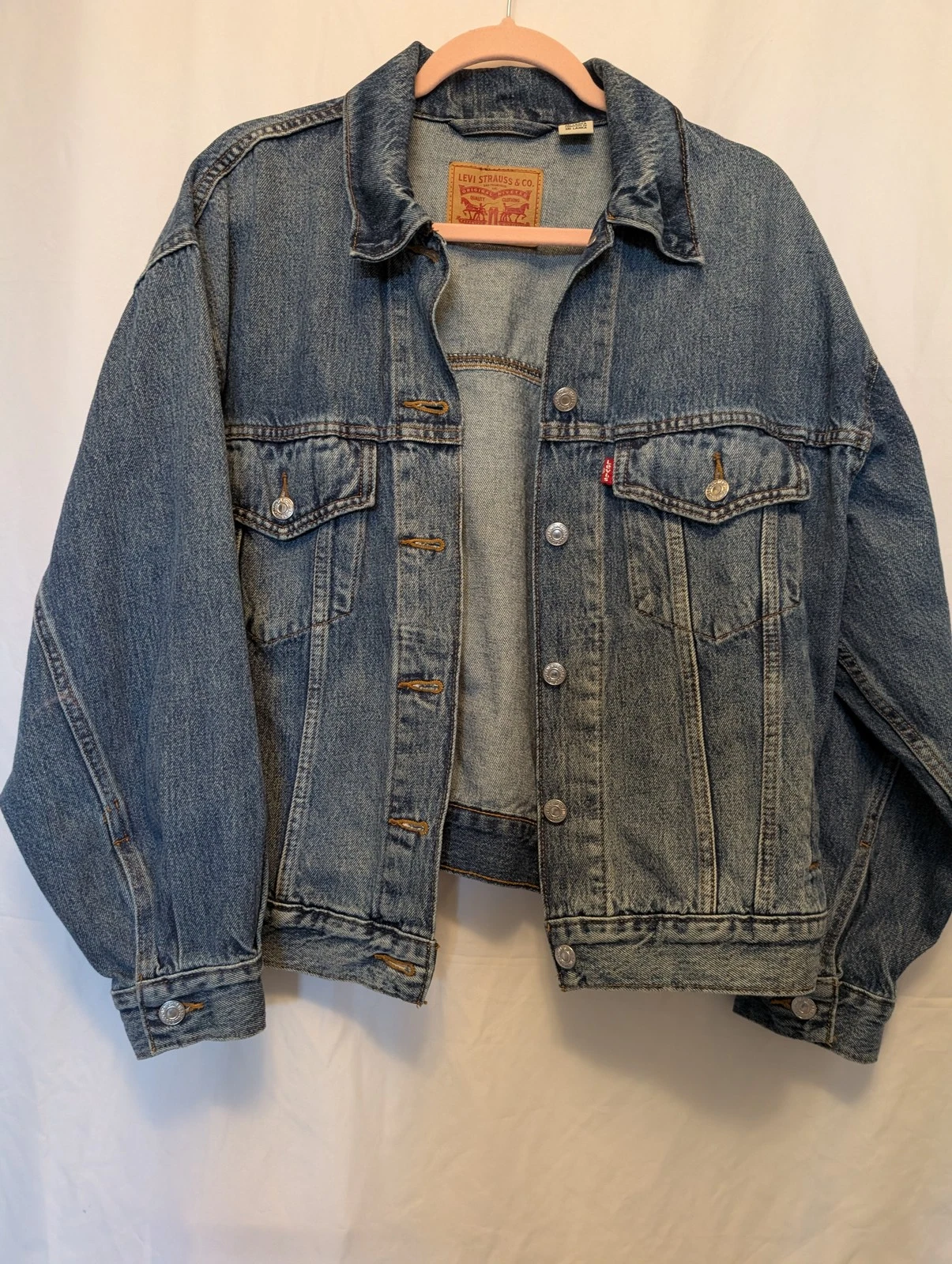 Levi's Men's/Unisex? Wash Denim Trucker Jacket Size M Made in Sri Lanka