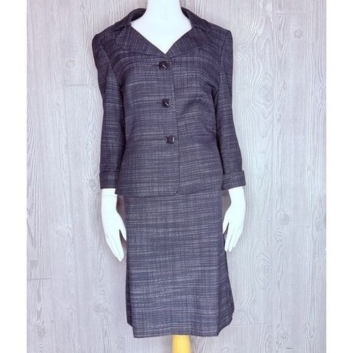 Tahari Lora Black Sapphire Suit size 10 pants / slacks and blazer suit jacket