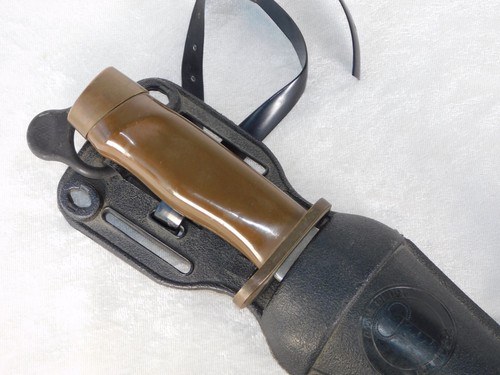 Vintage Vietnam Era Aqua Lung US Divers Navy Seal Scuba Brass Knife w/ Sheath - Picture 3 of 16