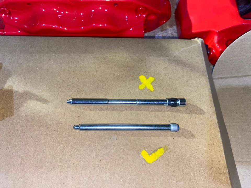 Kit de montaje de pastillas de freno Alfa Romeo GTV GT 156 147 3,2 GTA 330 mm el único 1 en eBay Foto 4 de 4