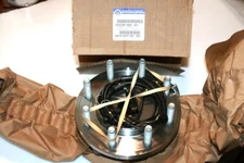 NEW OEM 13-18 RAM 2500 3500 MOPAR FRONT WHEEL BRAKE HUB BEARING 68185437AD 8 LUG