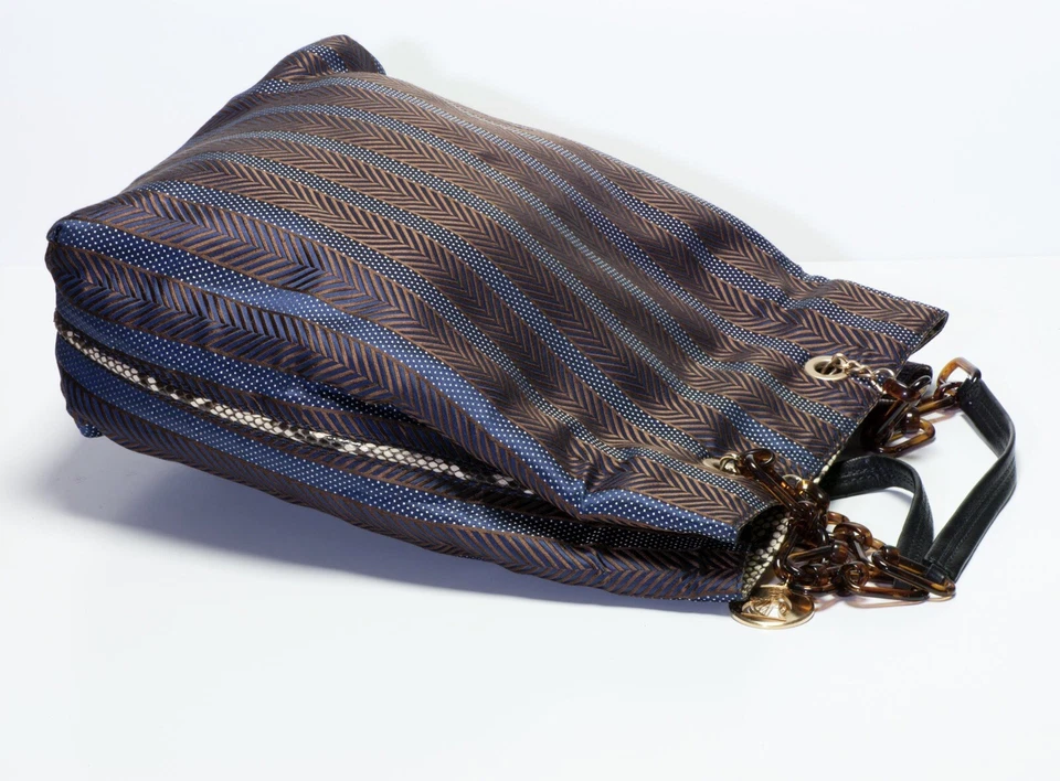 Bolso de Mano para Mujer LANVIN Paris Púrpura Rayas Satinado Piel de Serpiente’s Foto 3 de 4