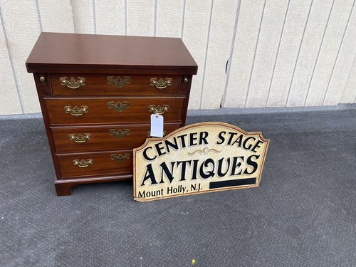 66014 Mahogany Flip Top Dresser Chest Stand - Picture 9 of 13