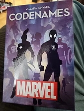 Codenames Marvel Edition Superheroes Party Bluffing Deduction Team Board Game 