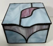 Vintage Creamy Blue/Purple Stained Glass Tulip Jewelry Trinket Box