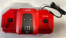 Milwaukee 48-59-1815 Dual Battery Super Charg...