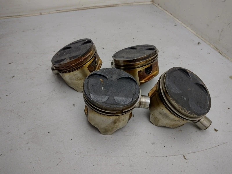 Satz Kolben EJ20E von Subaru Impreza / Legacy 116PS 2.0L - Image 2 of 4