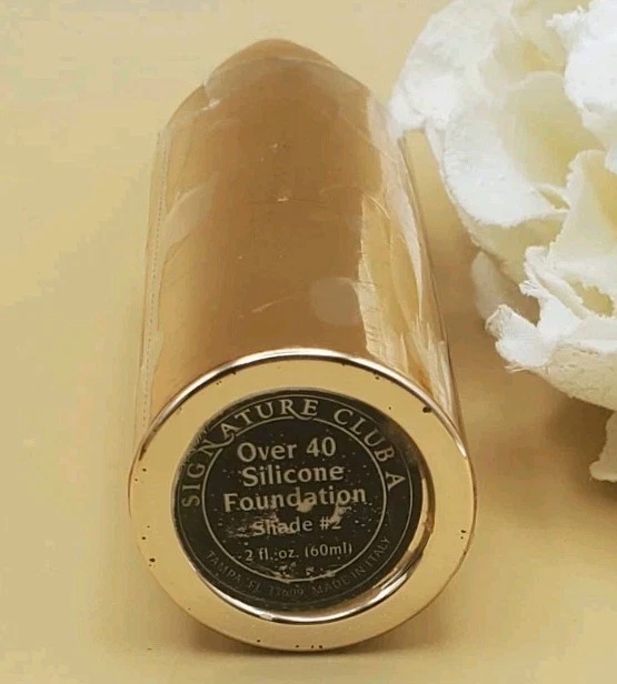 Base de silicona Signature Club A Over 40 tono #2 ~2 fl nueva LEER Foto 2 de 3