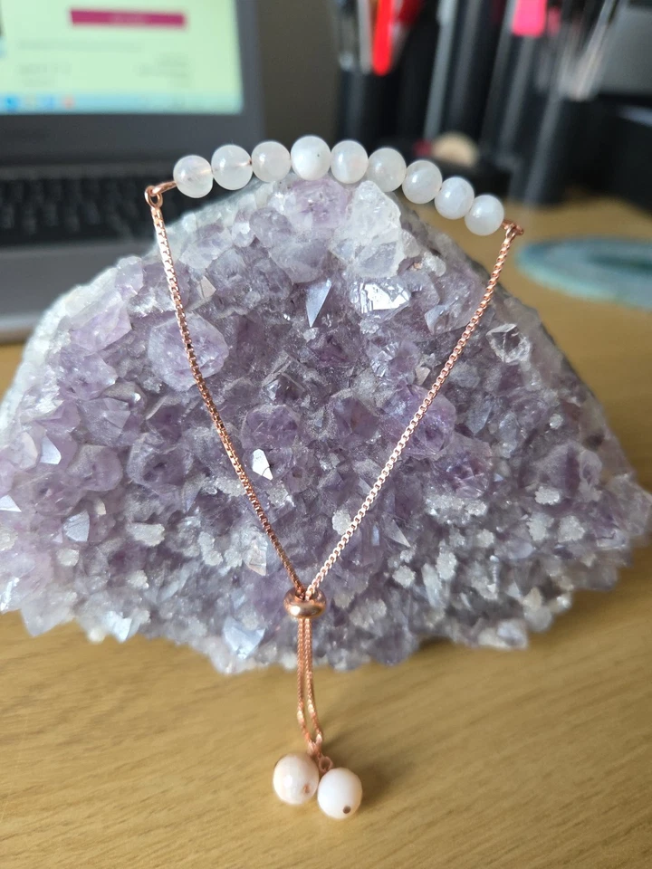 Brazalete deslizante de plata de ley enchapado en oro rosa 925 con ópalo de piedra lunar arco iris Foto 3 de 4