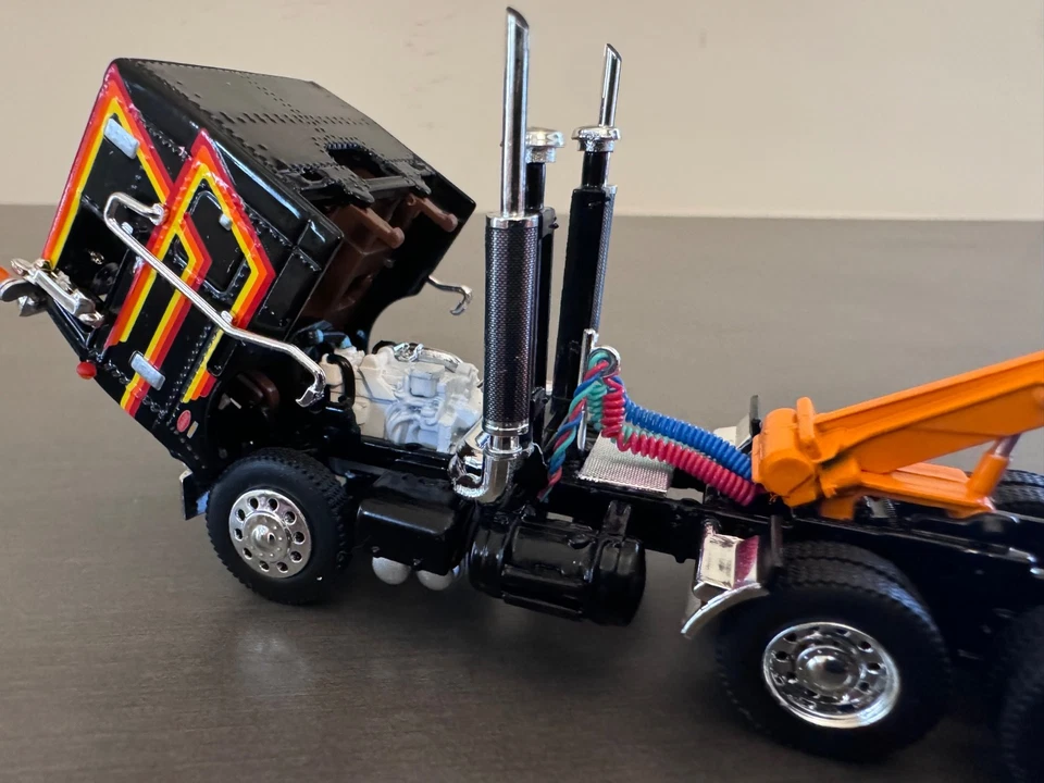 Custom 1/64 DCP/First Gear Black Peterbilt 352 COE Tow Truck - Image 3 of 4