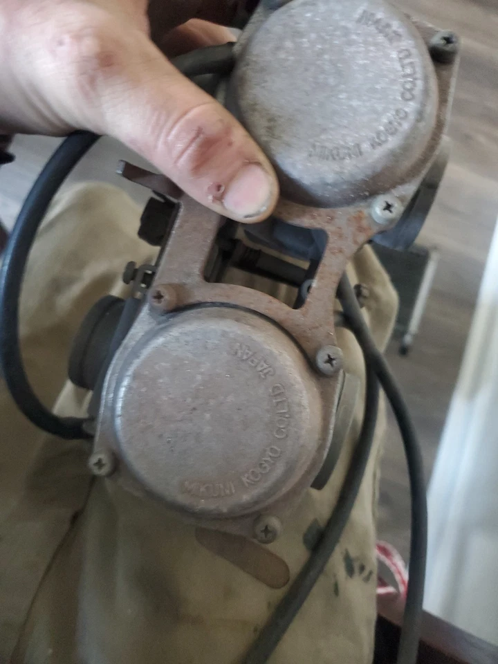 1980 1981 1982 SUZUKI GS450 Carburetor ASSY Carbs MIKUNI GS450L GS450ET GS 450 - Image 4 of 4