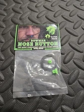 Bowmar Nose Button
