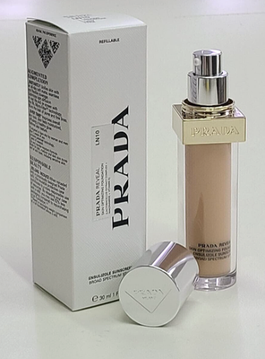 Prada Reveal Skin Optimazing Foundation LN10 Sunscreen SPF17