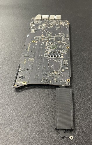 Placa lógica Apple MacBook Pro 13" A1502 mediados de 2014 2,6 GHz i5 8 GB RAM 661-00607 - Imagen 2 de 3