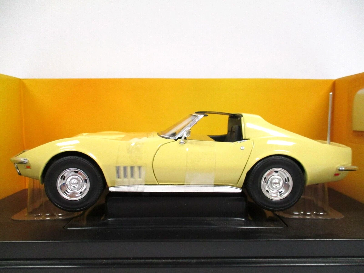 ERTL - AMERICAN MUSCLE - 1968 CHEVROLET CORVETTE 427 T-TOP COUPE - 1/18