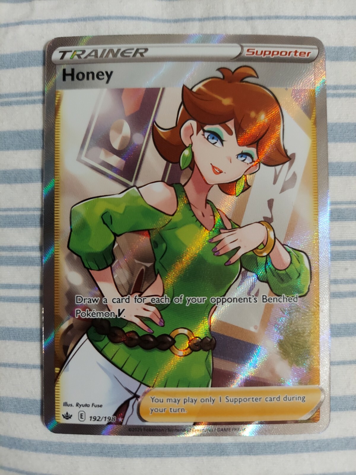 Honey 192/198 Chilling Reign NM Full Art Ultra Rare Pokemon Card