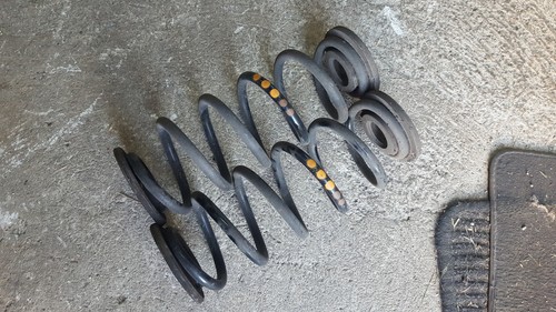 Audi TT 8J Bj07 Feder Federn Federnsatz Fahrwerk Hinterachse Satz   COUPE !!!