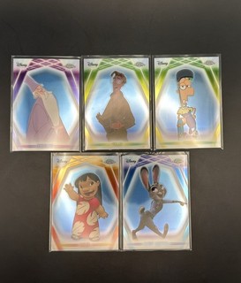 2026 Topps Disney Neon Chrome Neon Etch 5er Merlin Milo Ferb Lilo Judy LOT