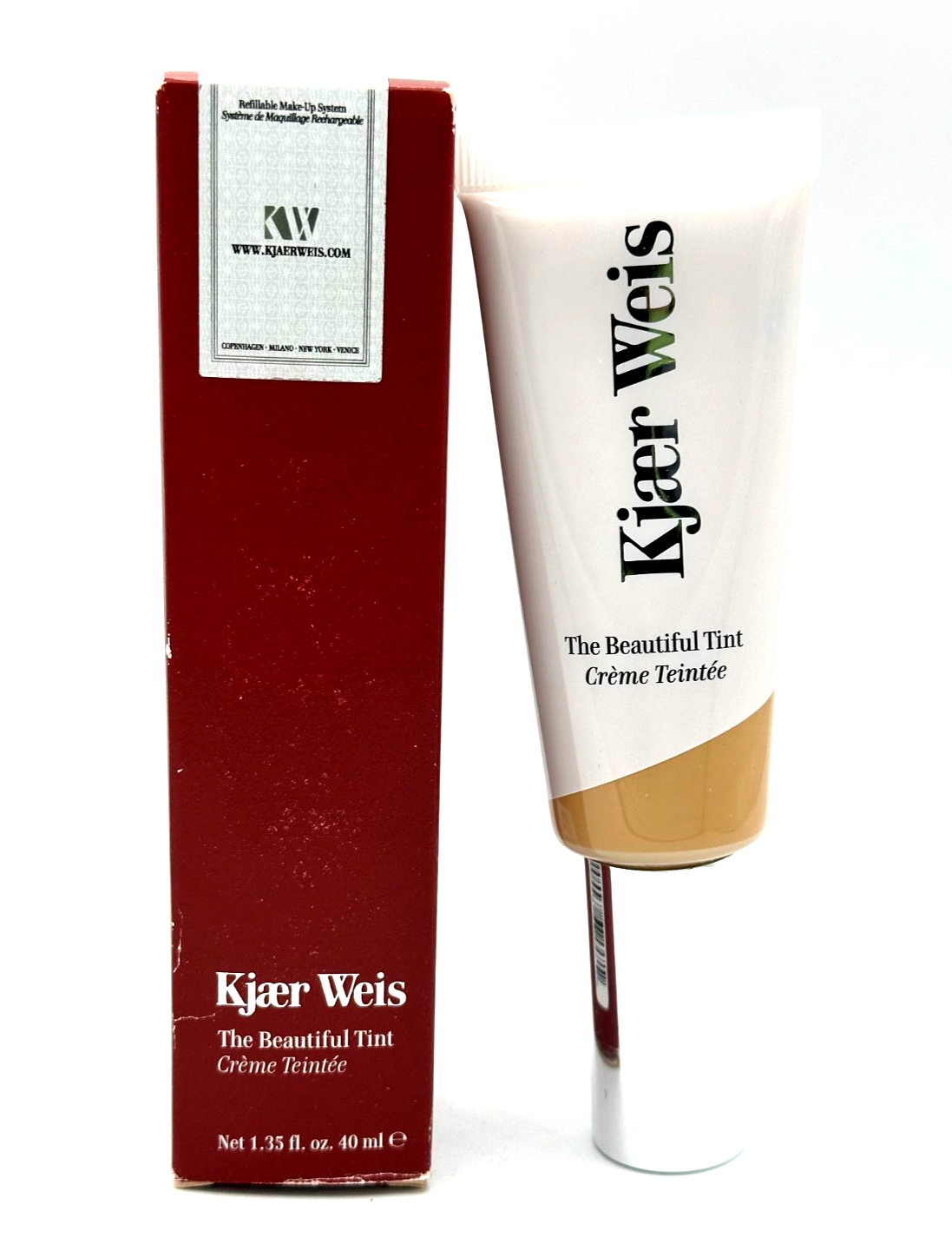 Kjaer Weis The Beautiful Tinted Moisturizer in Shade M3 1.35 oz 40 ml