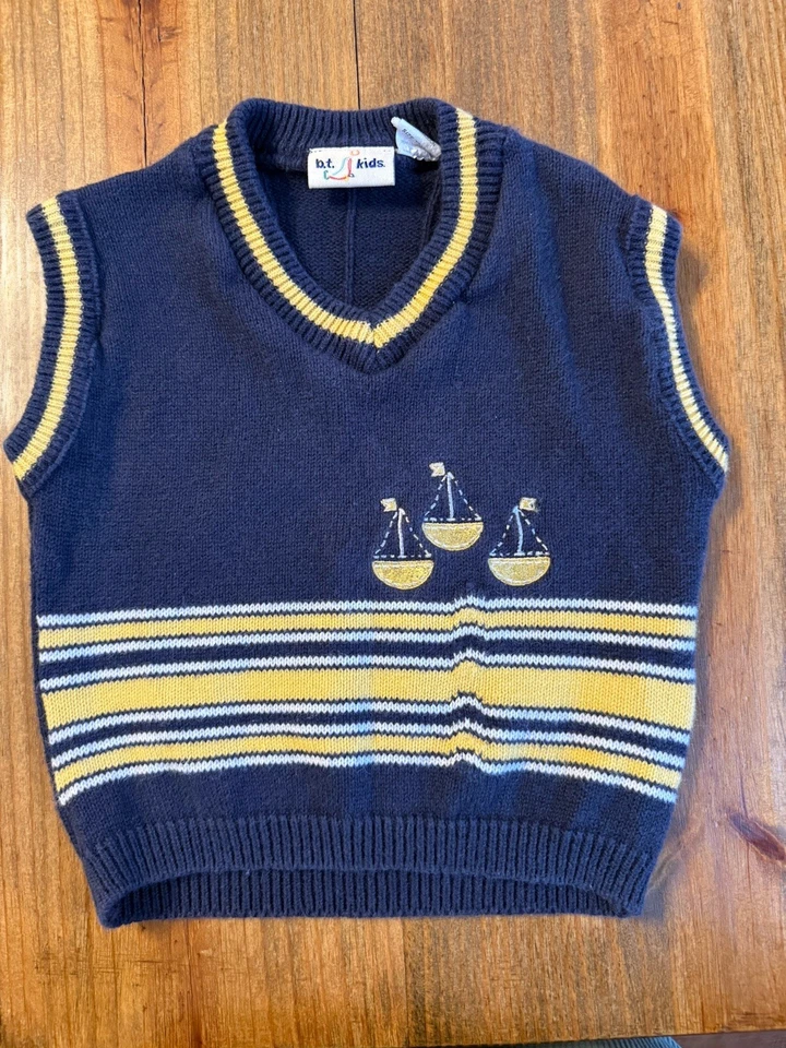 Vintage B.T. Kinder Pullover Weste Blau Segelboote Gelb Größe 3T