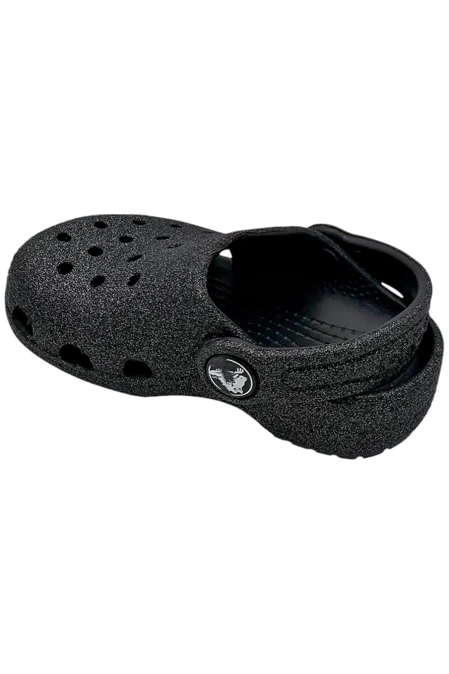 Zueco Crocs clásico brillante negro para niñas pequeñas Foto 3 de 3