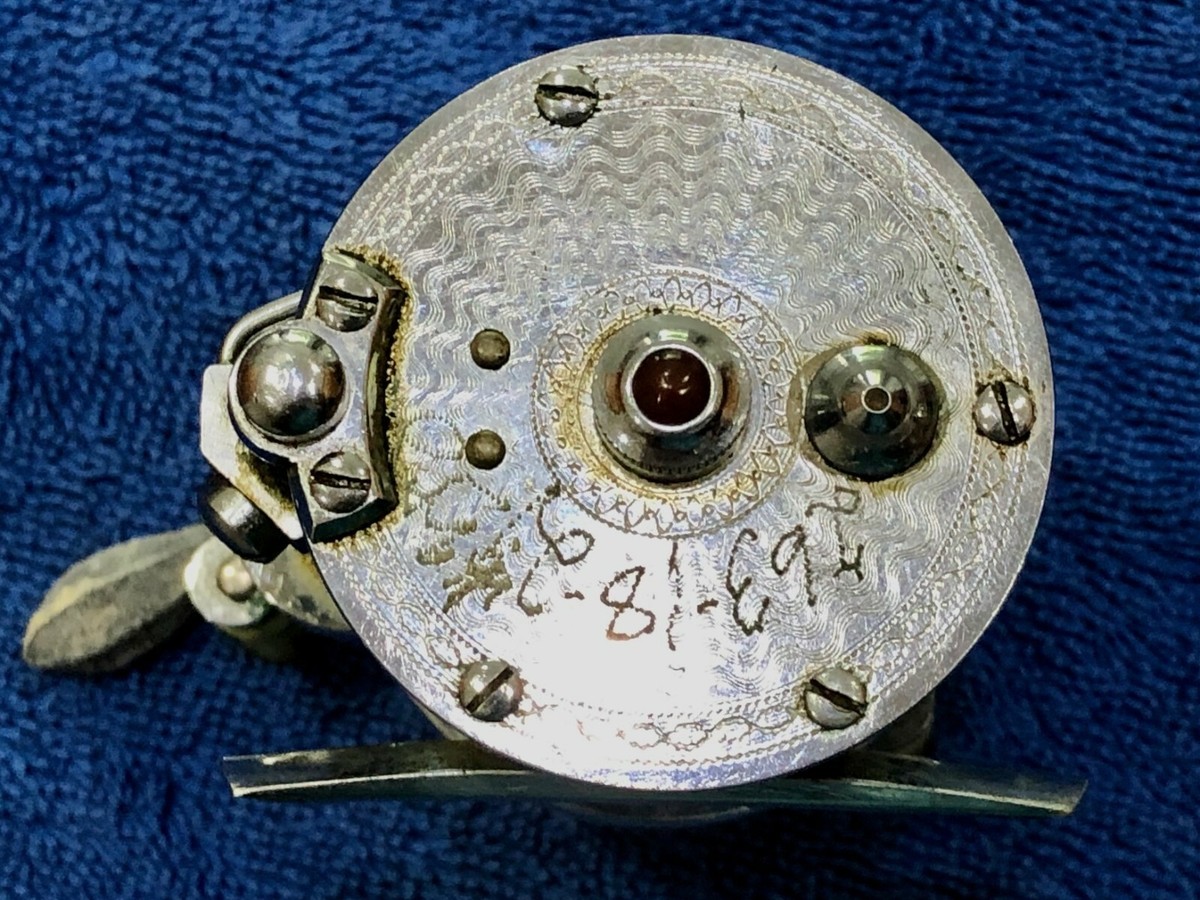 Vintage Pflueger Summit 1993L Fishing Reel - Engraved Finish
