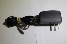 DVE 7.5V 0.7A Switching Adapter Power Supply DSA-9W-09 FUS
