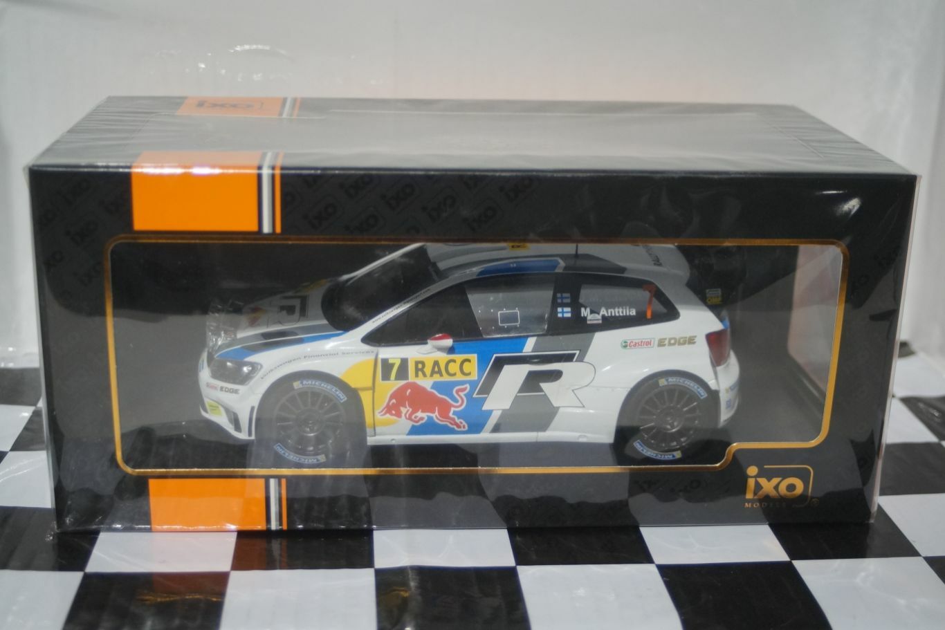 Ixo VOLKSWAGEN Polo R WRC Catalunya 2013 Latvala 070B 1:18