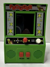Frogger Retro Mini Classic Arcade Game Handheld Konami Basic Fun Tested Working