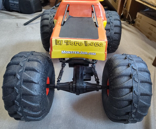 Monster Jam Official Mega El Toro Loco RC Truck 1:6 Scale 2FT Working No Remote - Picture 4 of 11