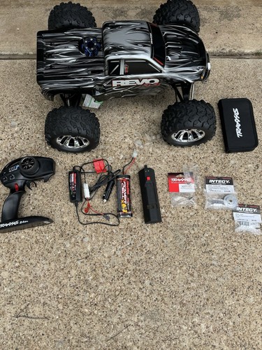 Traxxas Revo 3.3 Nitro RC Truck. New Engine. Telemetry And TSM Unused Project
