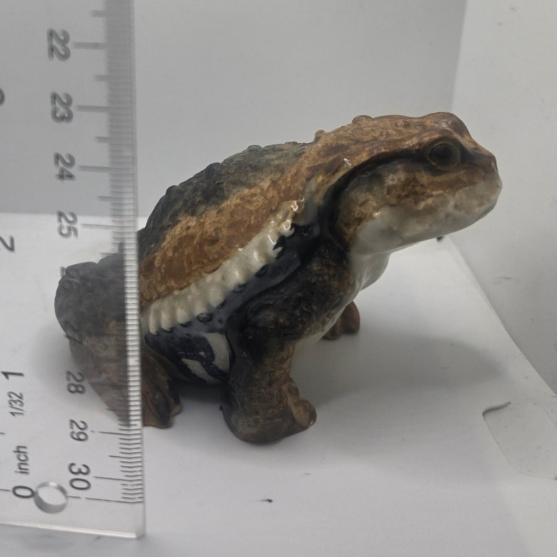 Ceramic Vintage Japanese Hirado Style Toad Figurine