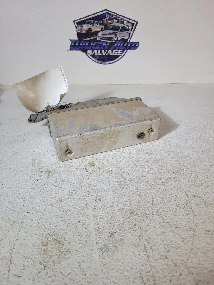 Chassis ECM ABS Left Hand Dash Fits 89-92 VOLVO 740 496580 - Image 2 of 2